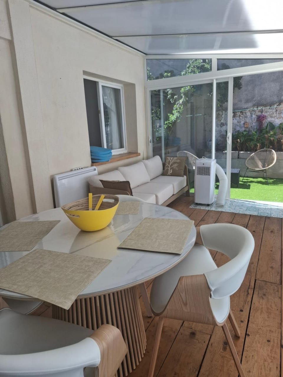 Sète centre - maison de vacances - 2 chambres - 4 personnes - 60 m2 avec parking gratuit privé, wifi et clim House in Occitanie
