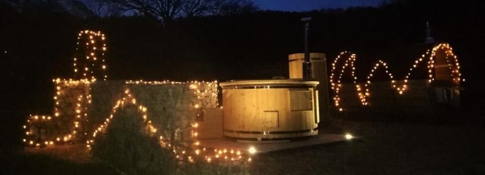 Massage, Sauna, Solarium, Steam room, Drinks, Alcoholic drinks, Open Air Bath