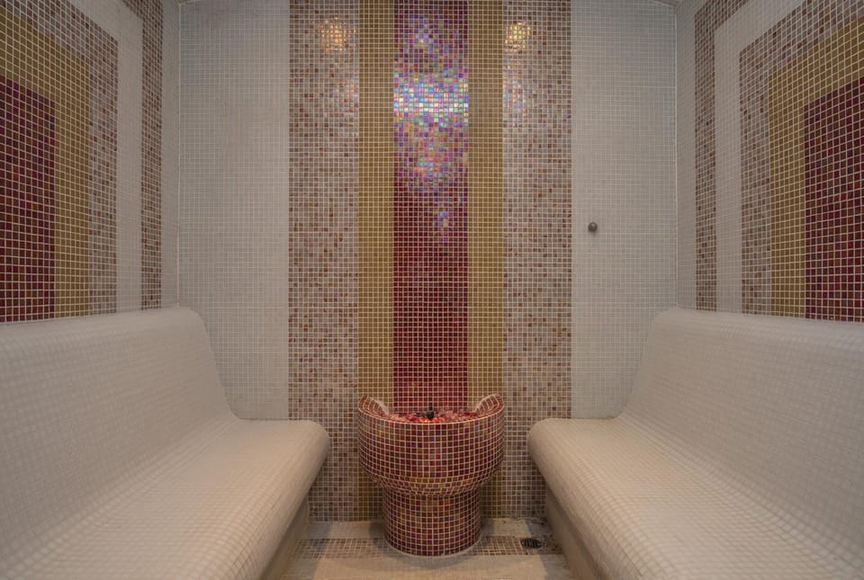 Steam room, Spa and wellness centre/facilities