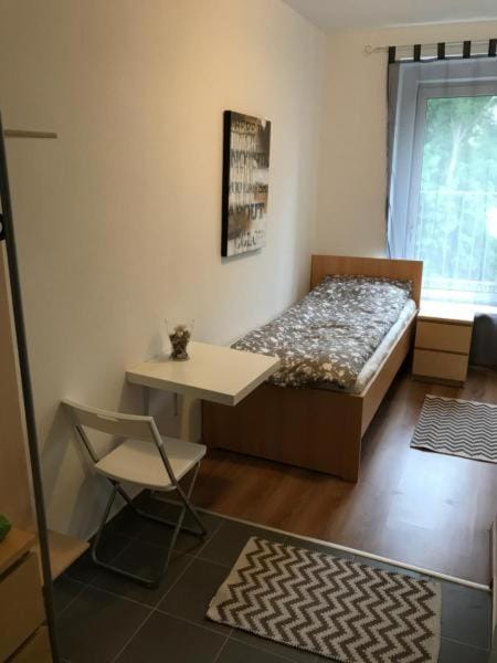 Property building, Bed
