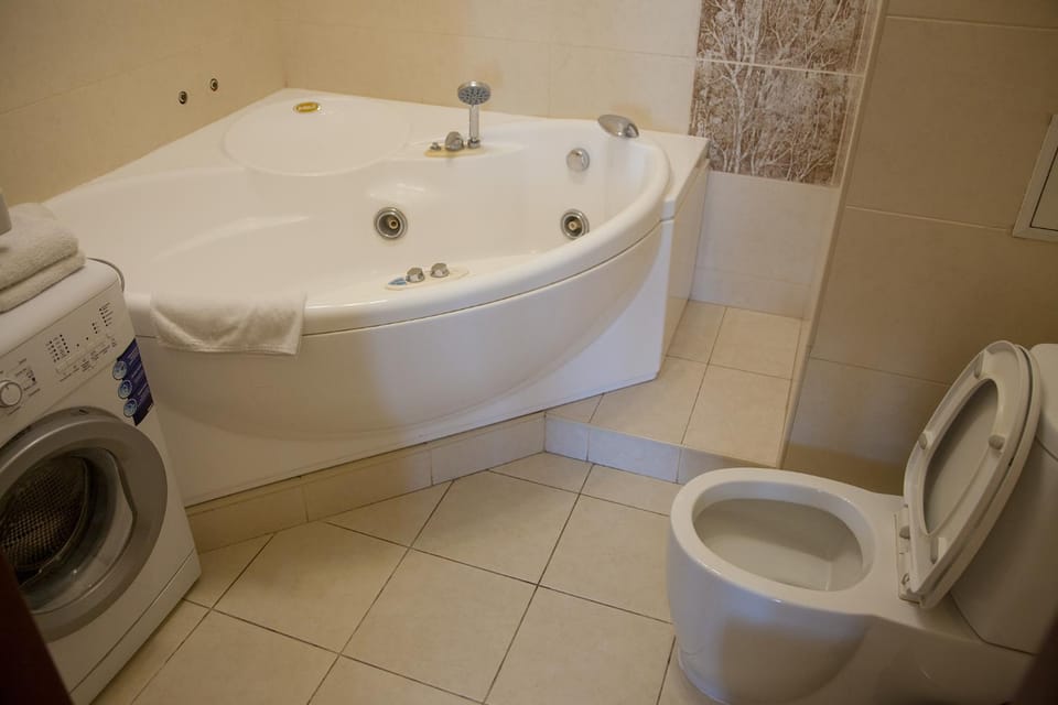 Toilet, Bathroom