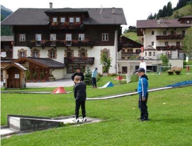 People, young children