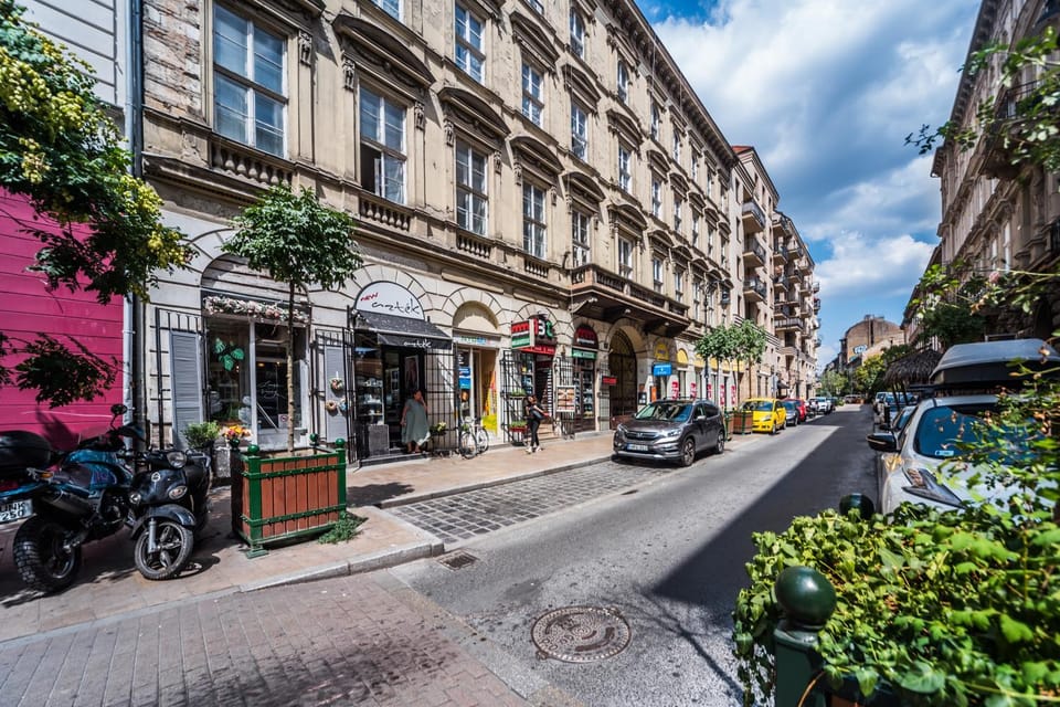 Facade/entrance, Street view