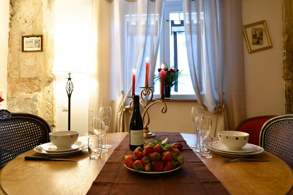 La Duchesse - Loveroom Moonlove Place Stanislas Apartment in Nancy