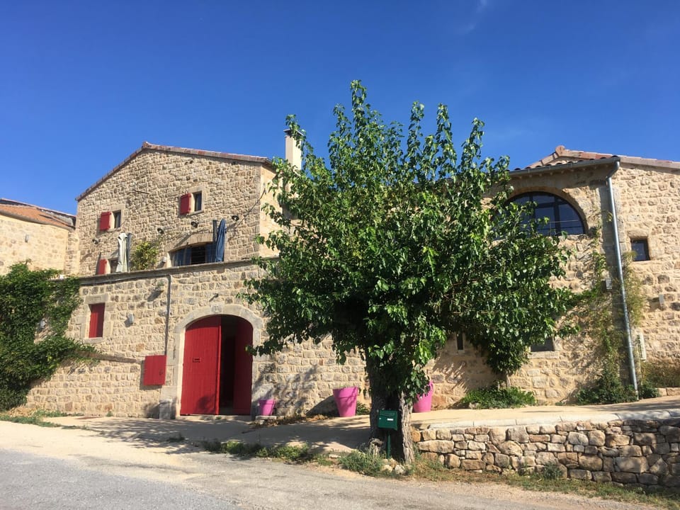 Domaine des hauts de Vernon Bed and Breakfast in Provence-Alpes-Côte d'Azur