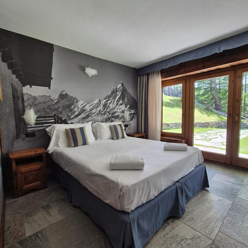 M4478 Mollino Rooms Bed and Breakfast in Breuil-Cervinia