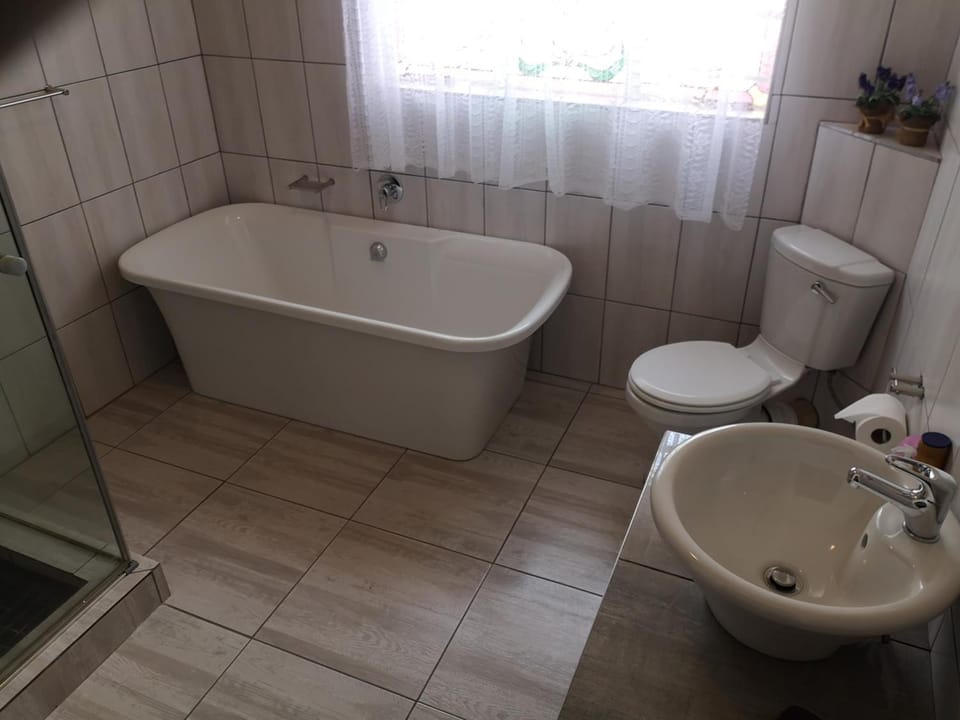 Shower, Toilet, Activities
