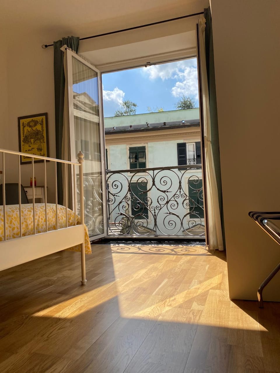 View (from property/room), Photo of the whole room