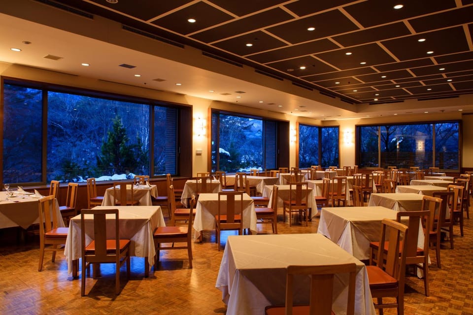 Restaurant/places to eat, View (from property/room)