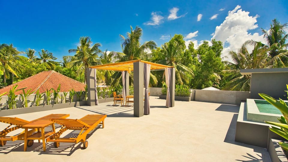 Pool view, sunbed