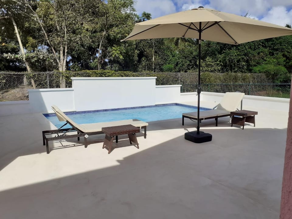 Swimming pool, Swimming pool