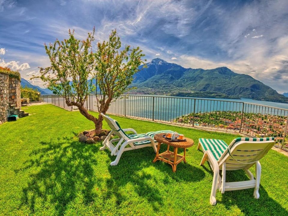 Villa delle Olive Apartment in Domaso