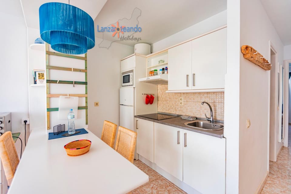Vivienda Vacacional Sunny - duplex apartment 2beds 2 baths Apartment in Costa Teguise