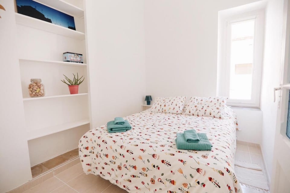 Amparito Apartment - Casc Antic Apartment in Tarragona