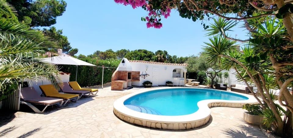 BBQ facilities, Pool view, Swimming pool