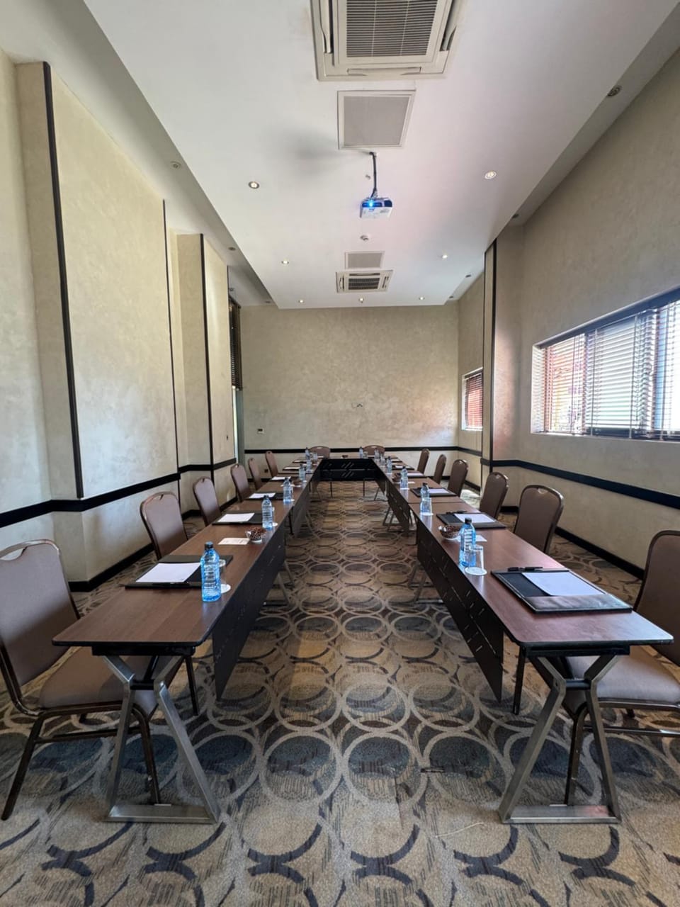 Meeting/conference room