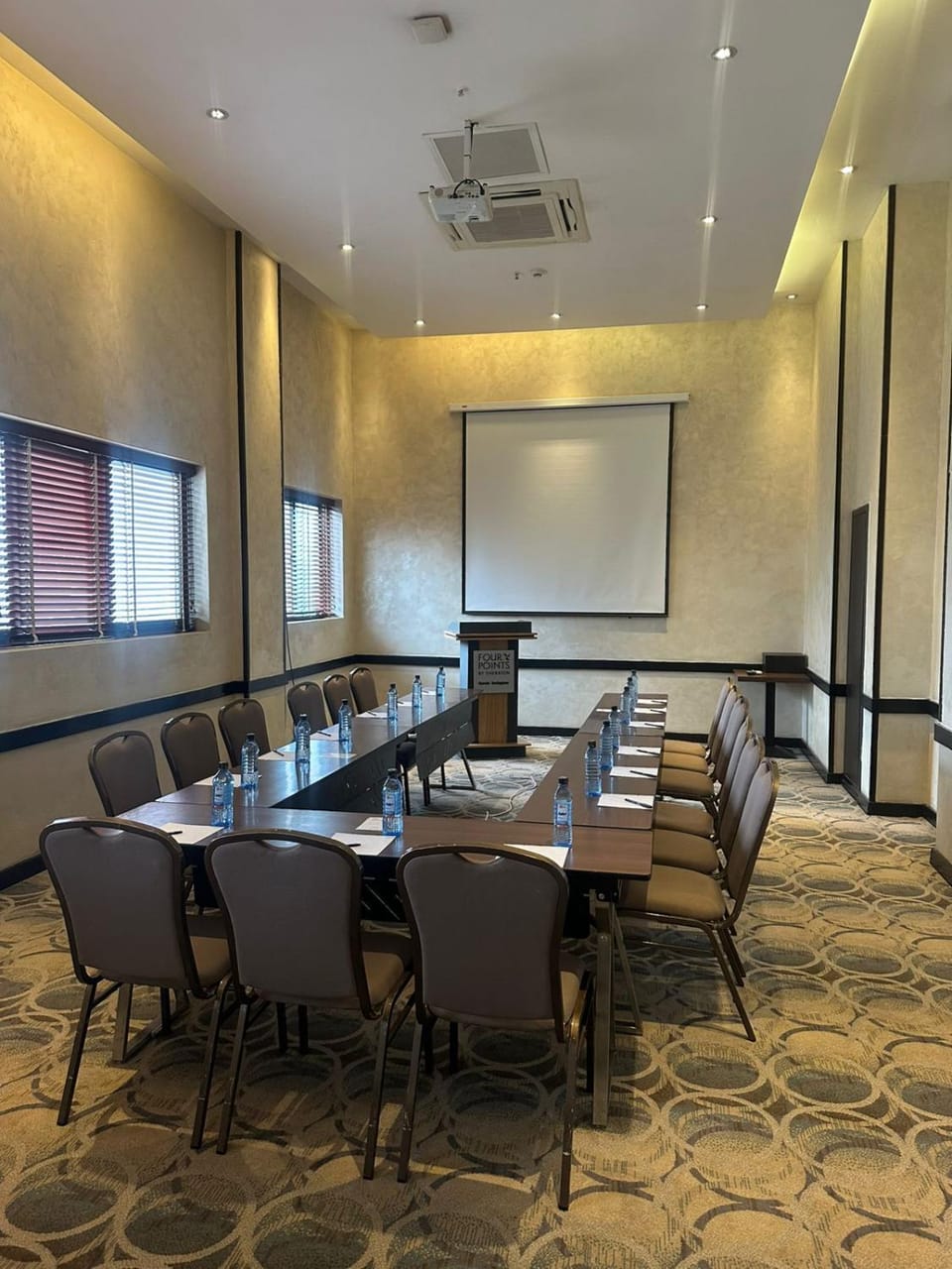 Meeting/conference room
