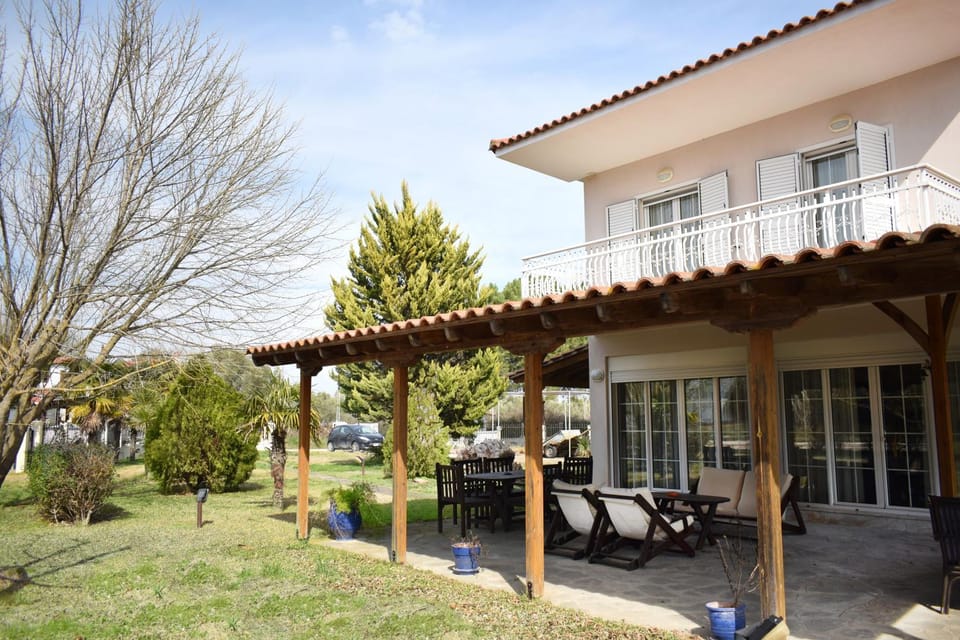 Villa close to the beach House in Halkidiki