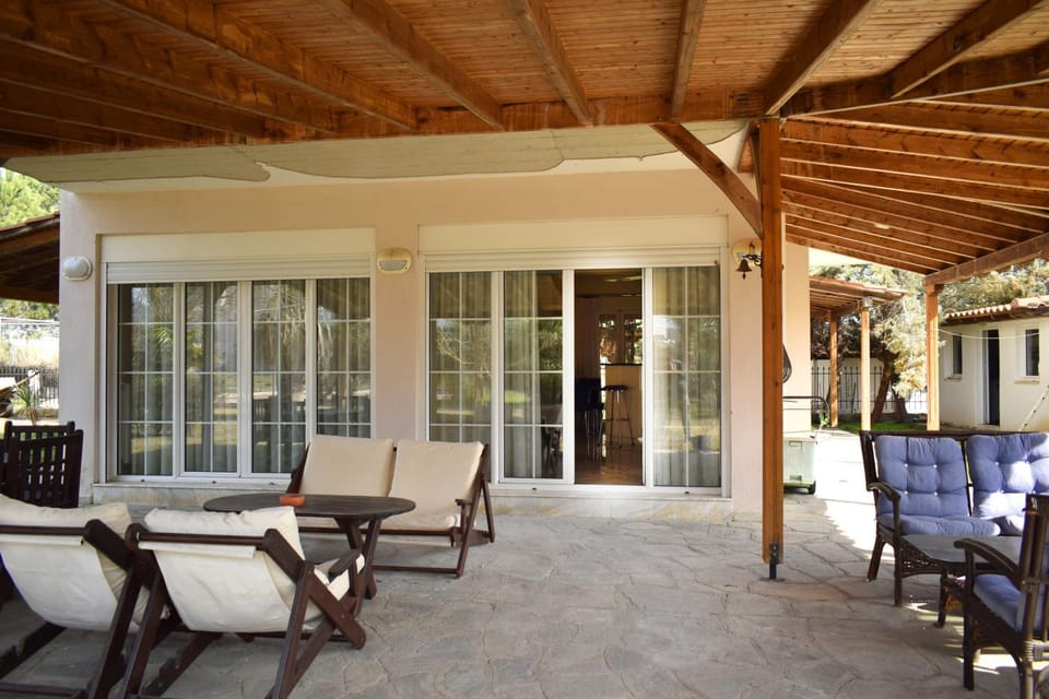 Villa close to the beach House in Halkidiki