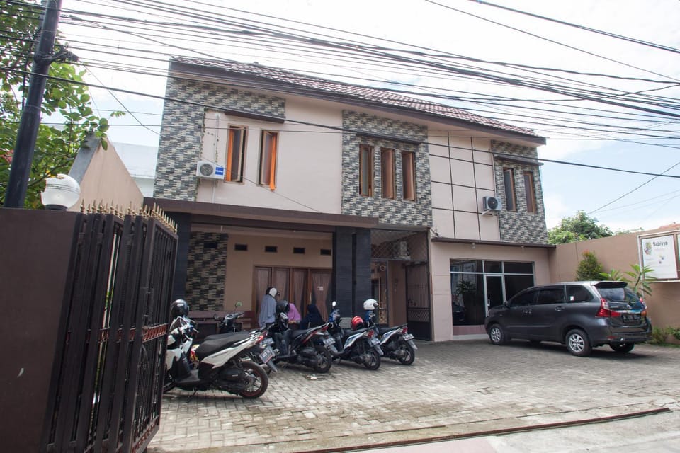 Property building, Facade/entrance