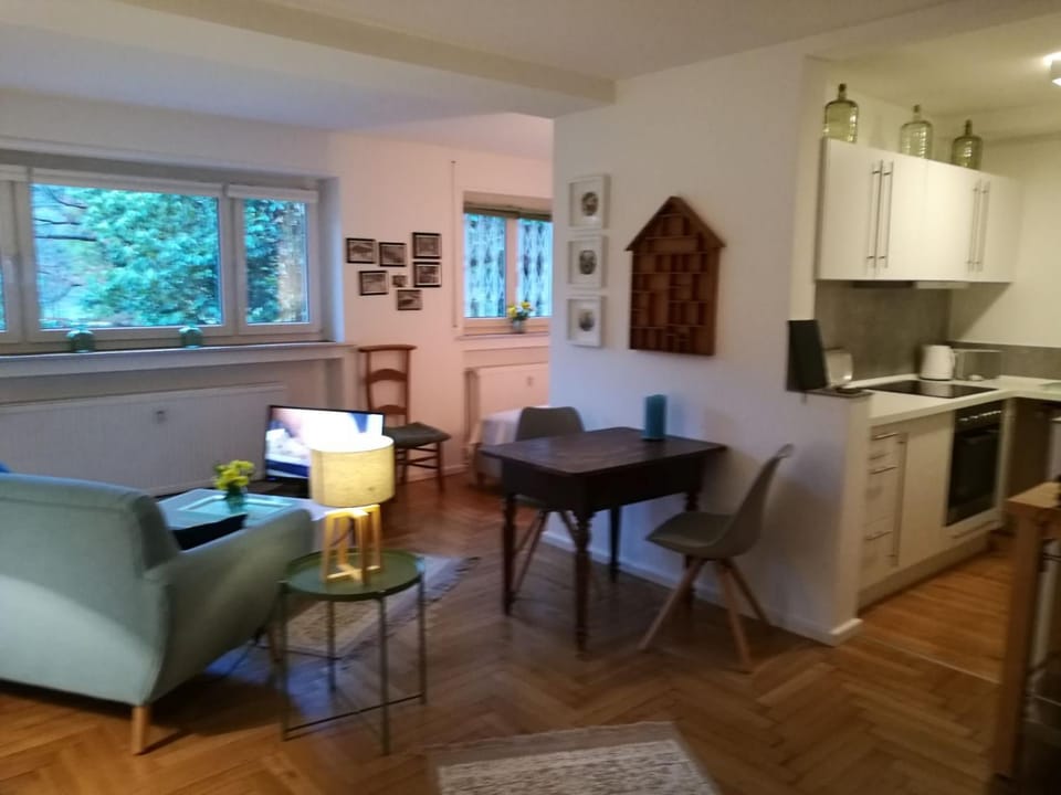 Schönes Appartement mit Gartenblick Apartment in Baden-Baden