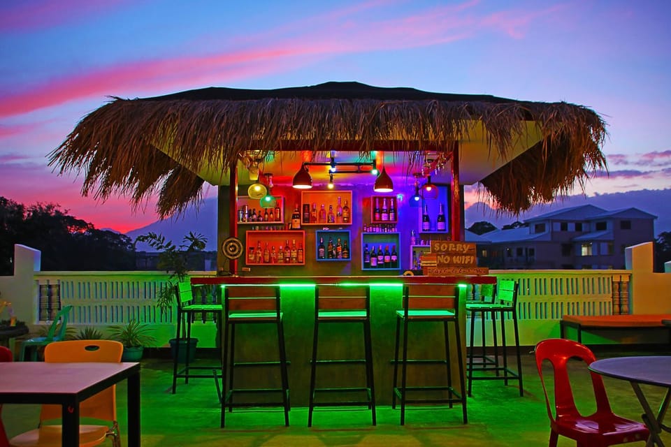 Night, Lounge or bar, Sunset