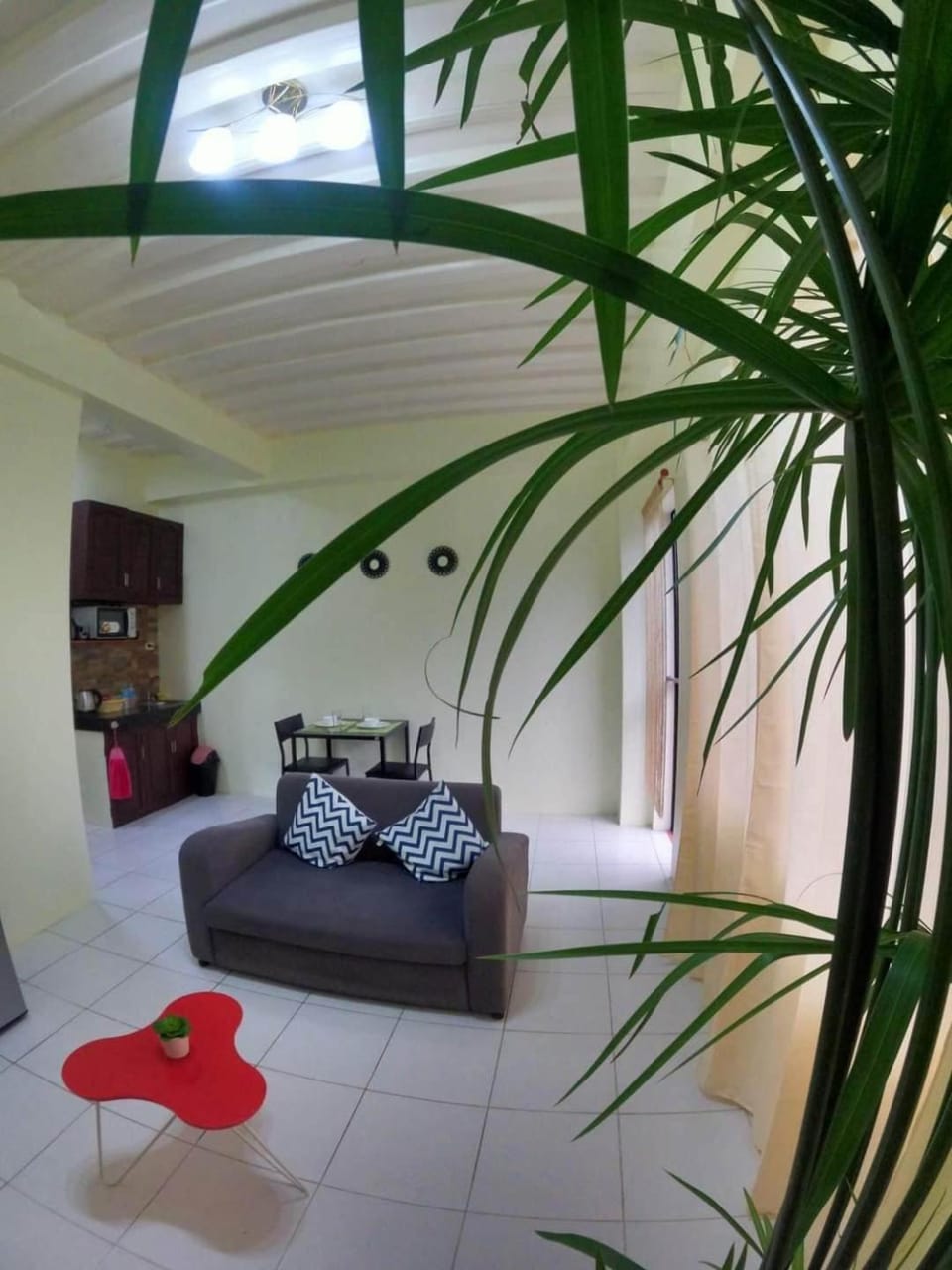 Antwet Backpacker's Inn & Rooftop Bar Hostel in Dumaguete