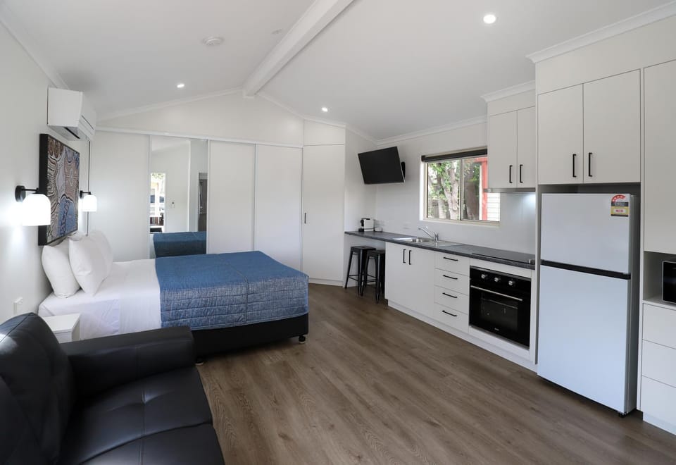 Kingaroy Holiday Park Campground/ 
RV Resort in Kingaroy