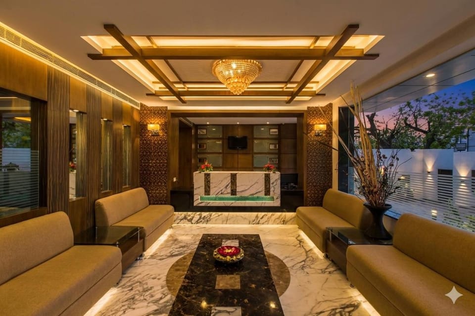 Jaipur Hotel Golden Manor By BrandMyHotel-City Center Bani Park Jaipur Hotel in Jaipur