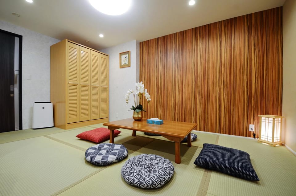 Living room, Photo of the whole room