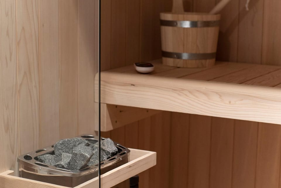 Sauna, Bathroom, Area and facilities