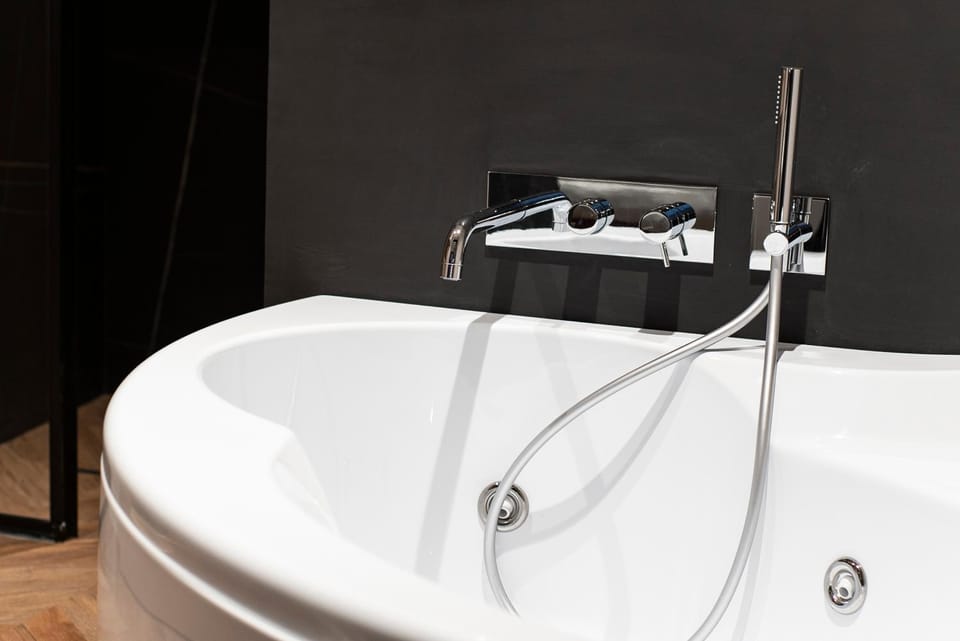 Hot Tub, Bathroom, Area and facilities