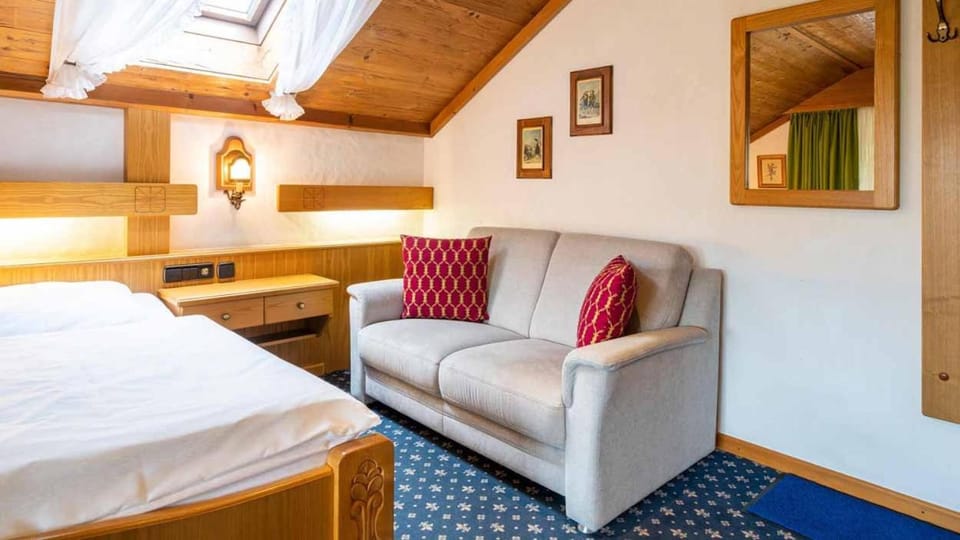 Hotel Alpina Hotel in Hagnau am Bodensee