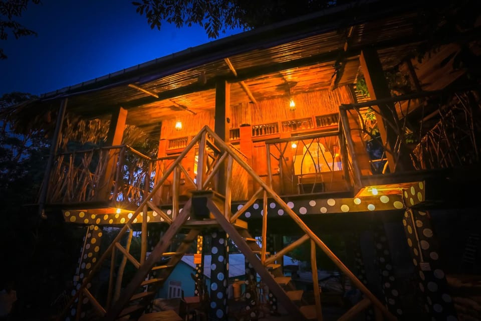 The Winsome & Tree House Bed and Breakfast in Ella