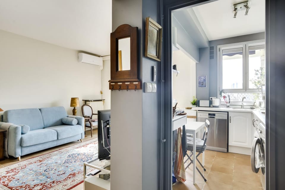 Charming apartment with terrace by Weekome Apartment in Paris