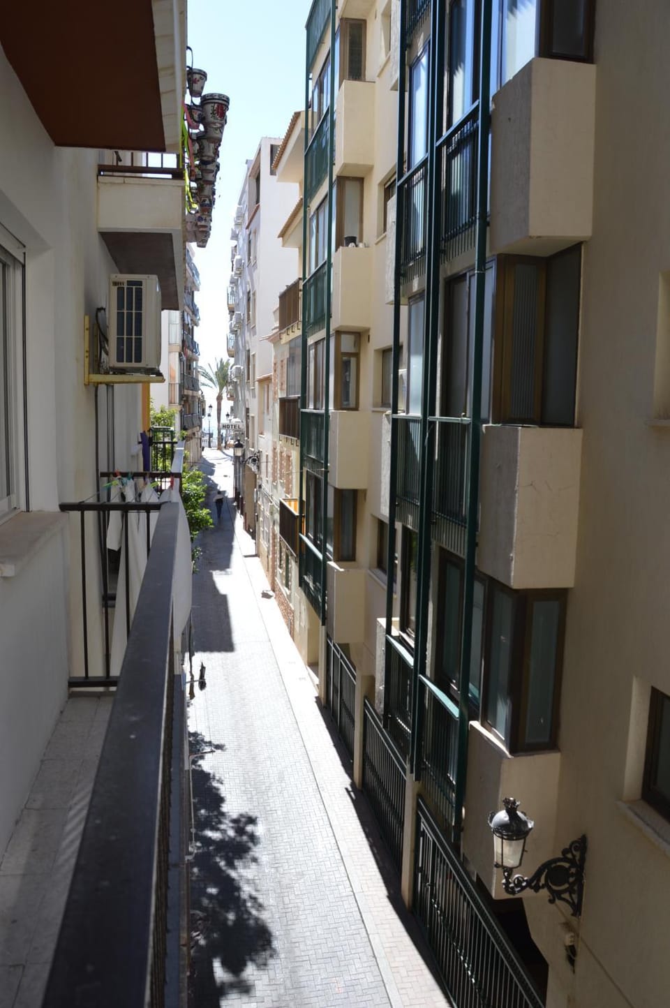 Facade/entrance, Balcony/Terrace, Street view