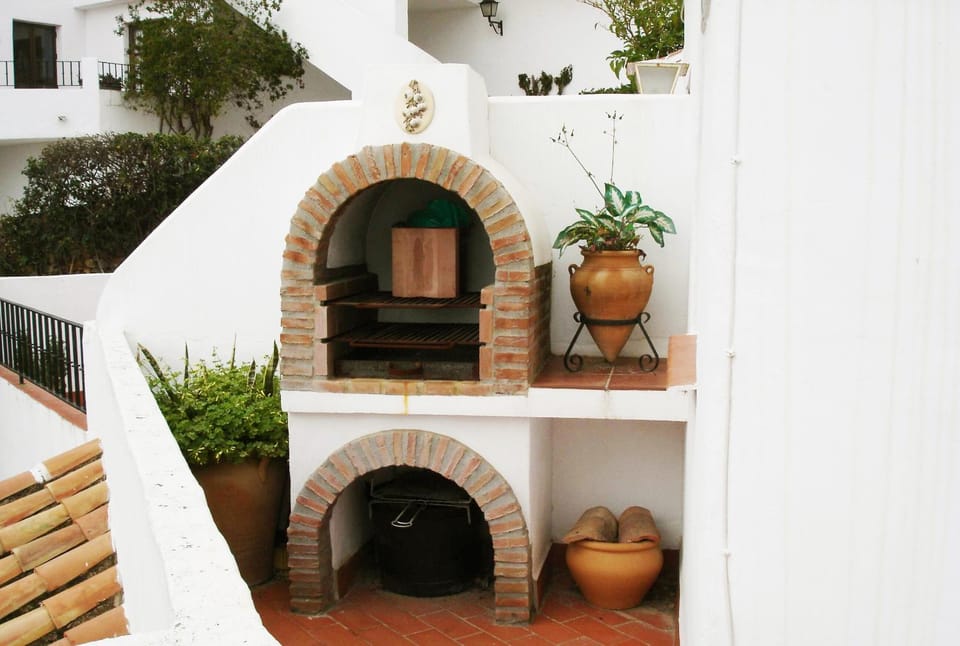 BBQ facilities, Balcony/Terrace