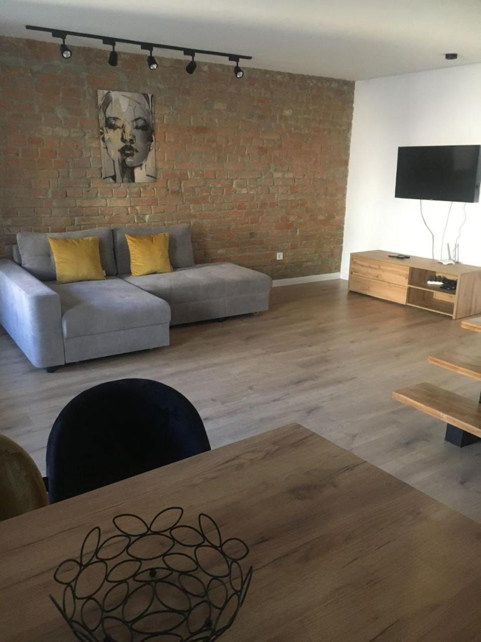 TV and multimedia, Living room, Seating area