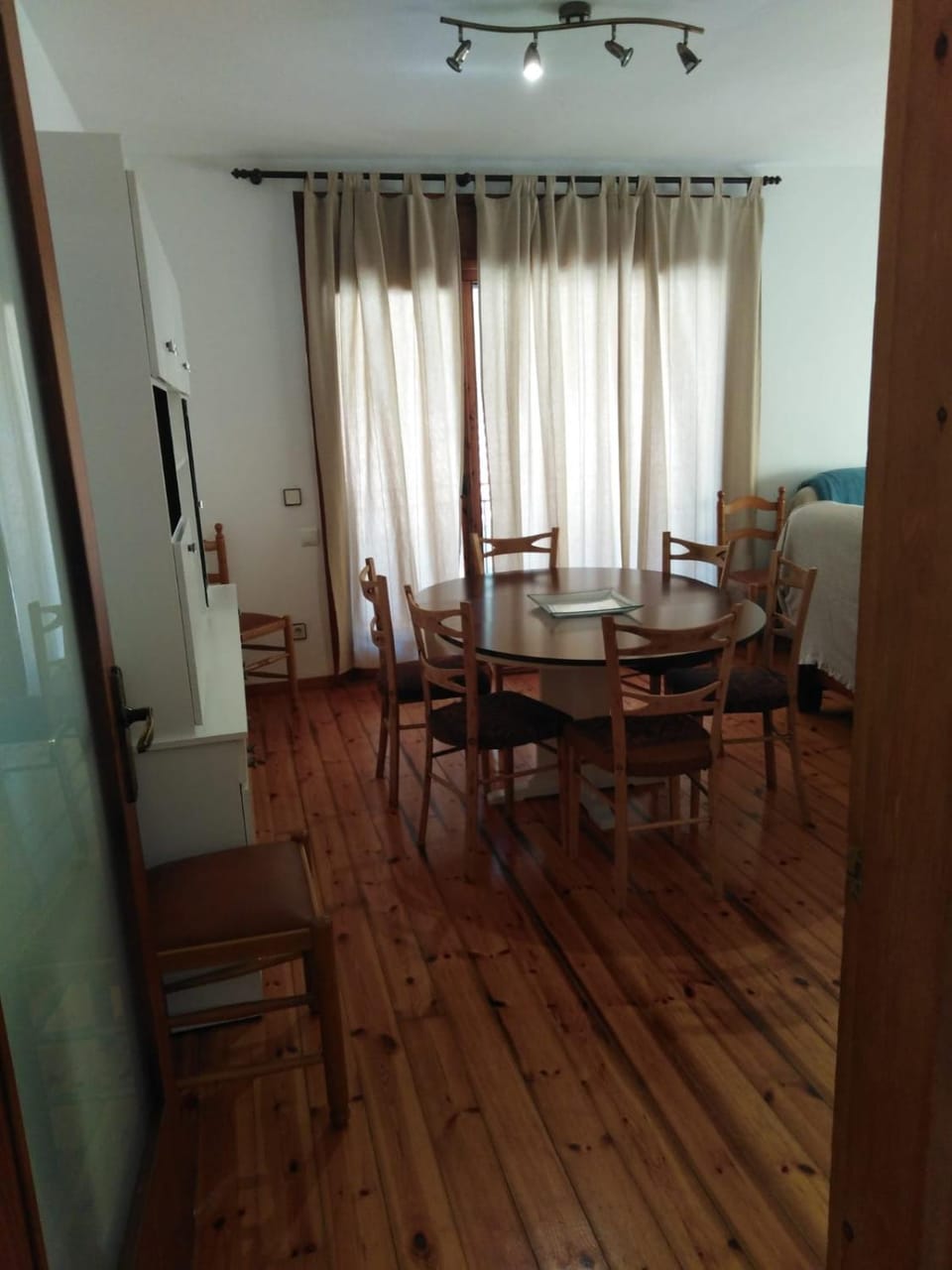 Pis Gran i Acollidor amb LLar de Foc, a Camprodon Apartment in Camprodon