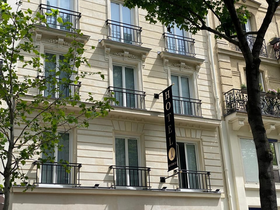 Hôtel Le Cercle Tour Eiffel Hotel in Paris