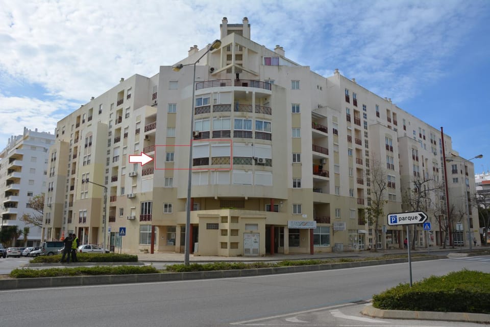 Property building, Facade/entrance