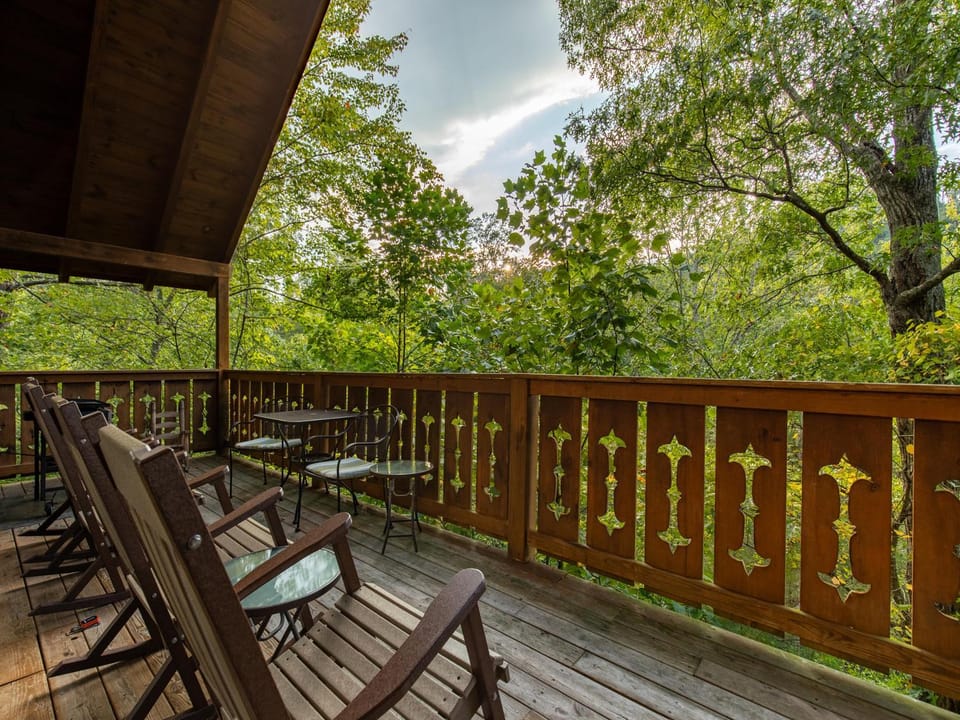 Natural landscape, Balcony/Terrace, Seating area