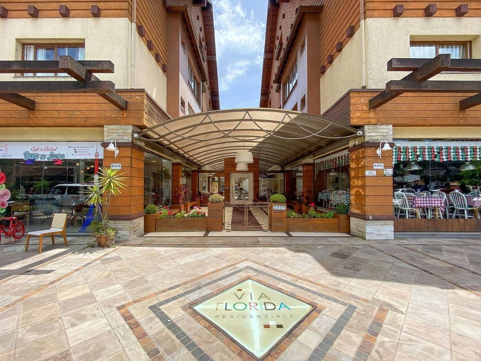 600 metros, Rua Coberta Centro - Via Florida 306A Apartment in Gramado