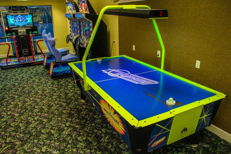 Game Room, Kids's club, Entertainment