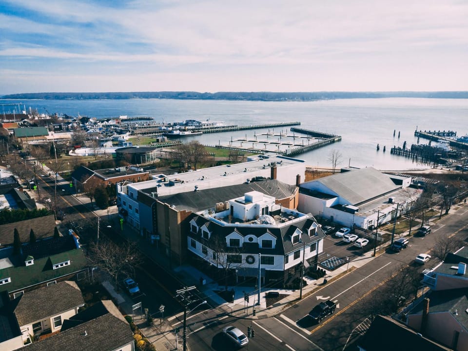 Bird's eye view, City view, Sea view, Street view