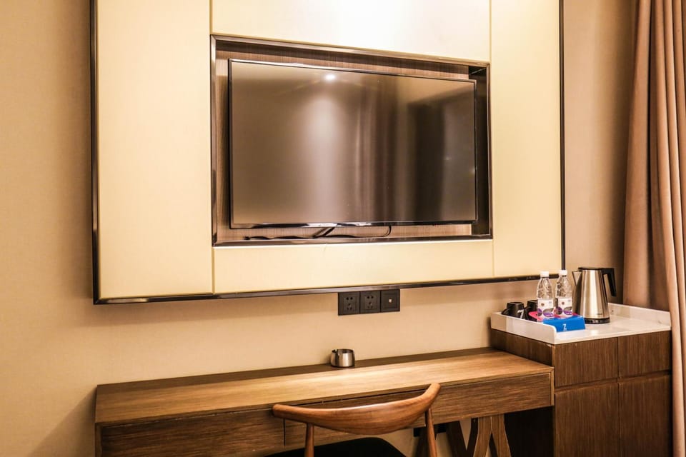 Chao An Hotel Guangzhou Pazhou Exhibition Center Canton Tower Chigang Subway Station Hotel in Guangzhou