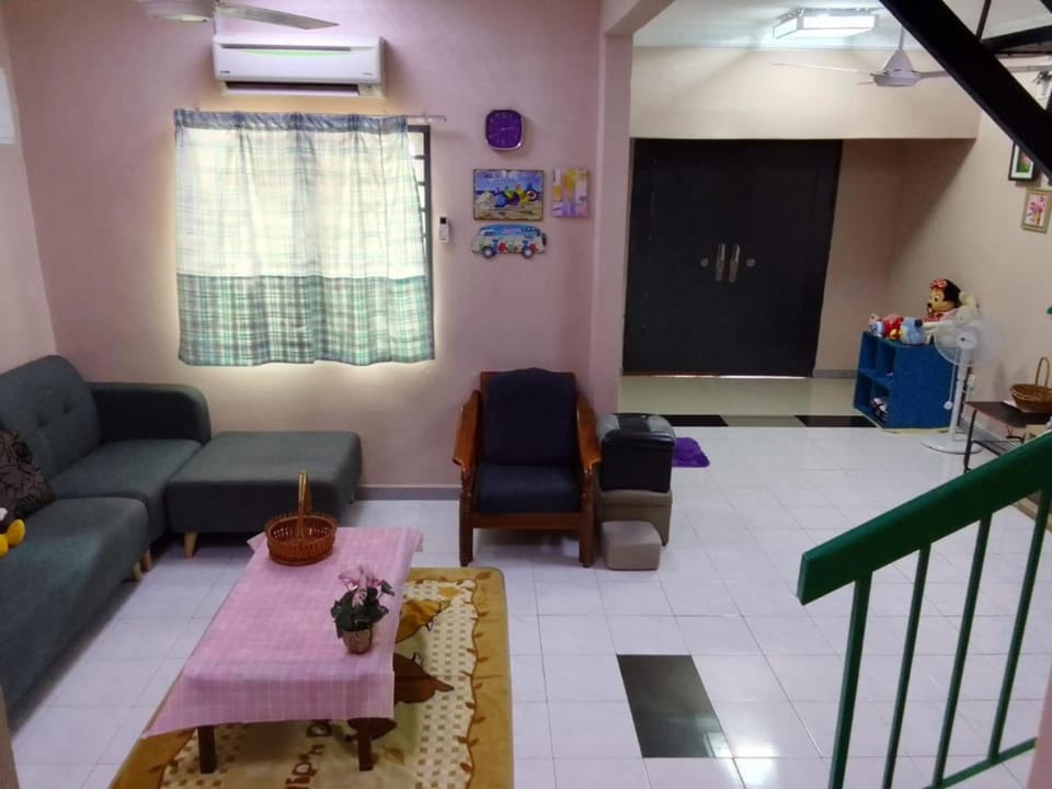 Bagan Lalang Homestay Fully Aircon House in Selangor, Malaysia