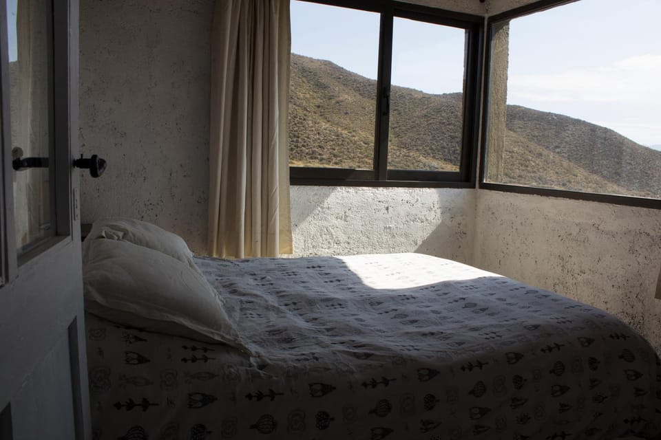 Bed, Balcony/Terrace, Bedroom, Mountain view, River view, River view
