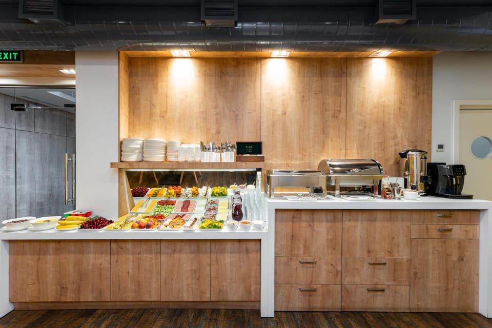 Coffee/tea facilities, Buffet breakfast
