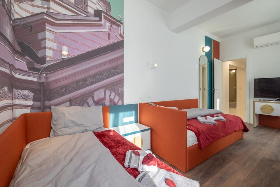 Bed, TV and multimedia, Photo of the whole room, Bedroom, air conditioner